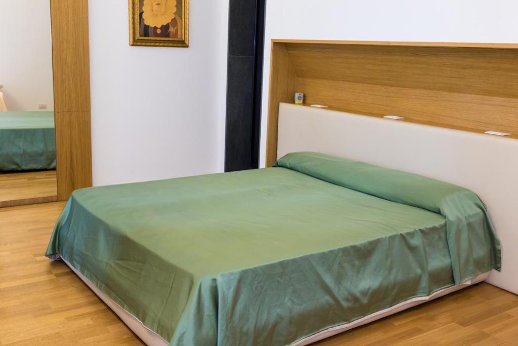 Nerello Suites And Rooms 卡塔尼亚 外观 照片